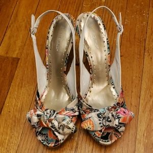 BCB GIRLS FLORAL PLATFORM SANDALS SIZE 10B